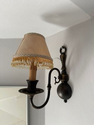 Aplique de pared beige y marrón