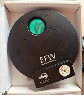 ZWO ASI2600 MM Pro + EFW 7x36 + Filtros Baader