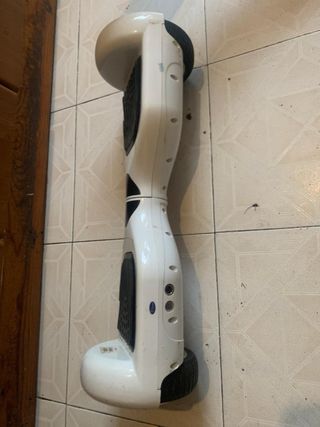 Patin electrico blanco con funda