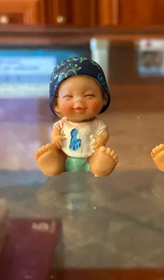 Figuras de porcelana bebé roscon dia