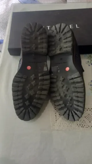 Zapatos de piel Corte Fiel Talla 40