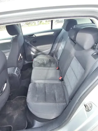 Volkswagen Golf VI Sport 1.6 TDI 105cv DSG 2010