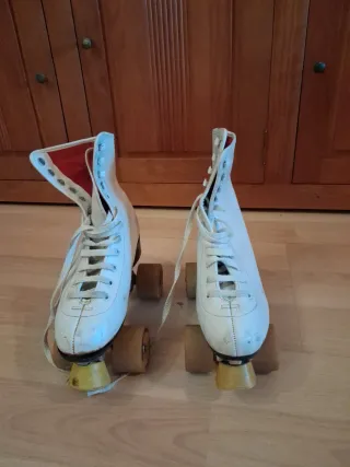 Patines de Ruedas Blancos
