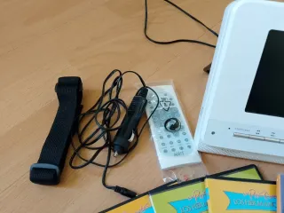 Reproductor DVD AIRIS + DVDs Cuentos Infantiles