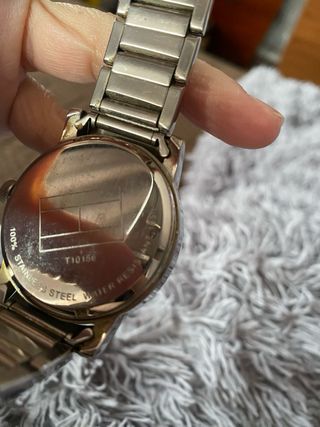 Reloj Tommy Hilfiger Negro y Plateado