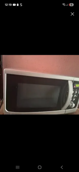 Microondas con grill averiado