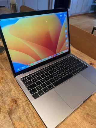 MacBook Pro 13” (2017) Plata Excelente estado
