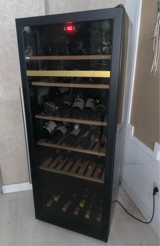 Vinoteca Cava 150x60