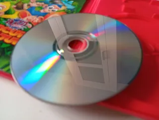 Buzz Junior! Locura en la Jungla + Pulsadores PS2