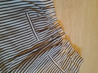 Conjunto de pantalon y camisa a rayas Mango