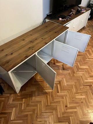 Mesa TV 3 Puertas Madera y Metal