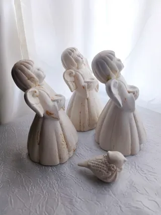 Set 3 angeli + uccellino ceramica