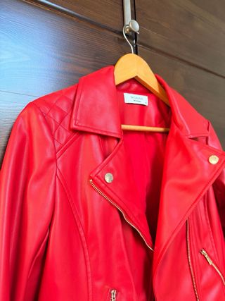 Cazadora efecto piel roja Talla XS