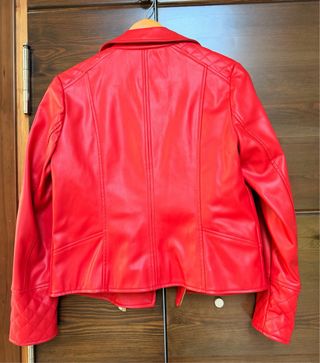 Cazadora efecto piel roja Talla XS