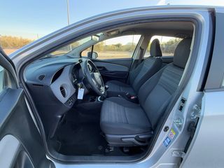 Toyota Yaris 1.3VVT-I 100cv Active 2017