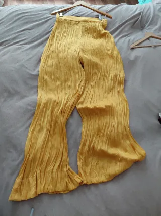 Pantalón Zara Amarillo