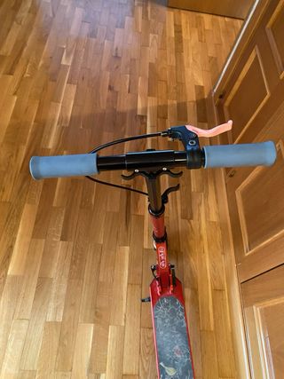 Patinete Oxelo Rojo con Freno en manillar