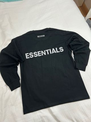 Camiseta Essentials Fear of God Negra Talla M