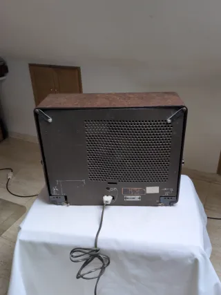 Radio Philips V6A Antigua