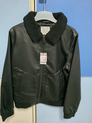 Chaqueta Negra Cuello Borreguito Talla 13-14