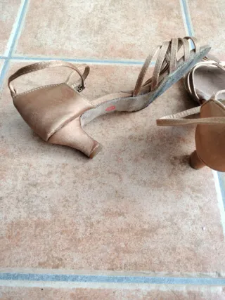 Zapatos de baile color cobre