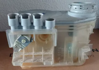 Depósito Sal Lavavajillas Bosch