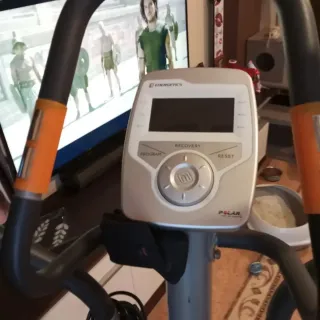 Elíptica Fitness Naranja y Blanca