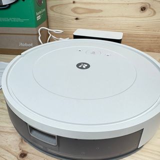 iRobot Roomba Combo Essential Robot Aspirador