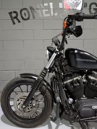 Harley Davidson Sportster Iron 883