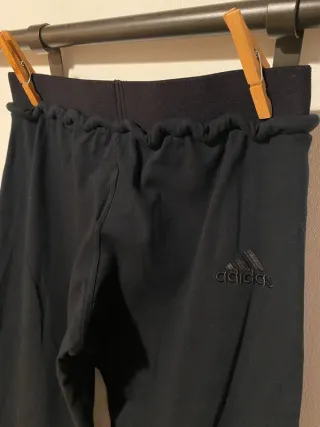 Pantalones deportivos negros Adidas Talla M