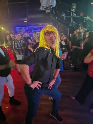 Chico que ace todo tipo de servicios.