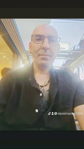 Chico que ace todo tipo de servicios.