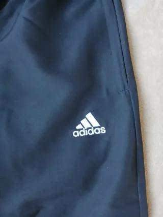 Pantalones Adidas ent 22