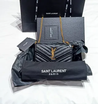 Saint Laurent Cassandre WOC nera Or. – Trattabile