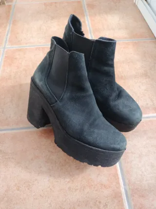Botines negros serraje plataforma
