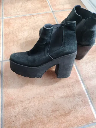 Botines negros serraje plataforma