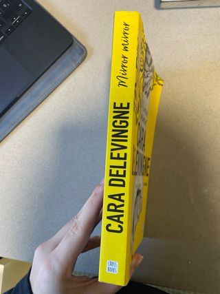 Mirror, Mirror: Una novela. Con Rowan Coleman