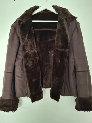 Chaqueta marrón efecto ante forrada