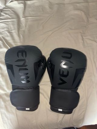Guantes de Boxeo Venum Negros 12oz