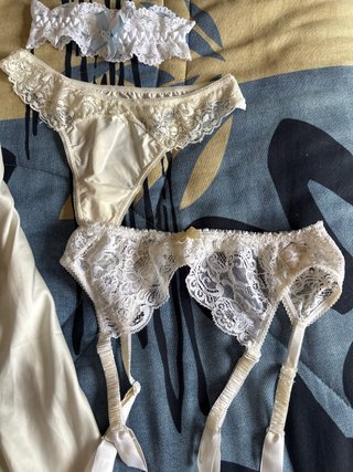 Conjunto novias: camisón , tanga, liguero y liga