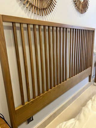 Cabecero de madera para dormitorio