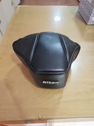 Estuche frontal Nikon CF-45 para 601 / 35-80