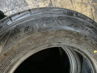 Neumático 205/70R14 98H FALKEN