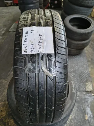 Neumático 205/70R14 98H FALKEN