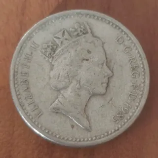 Moneta One Pound con Corona e Palme