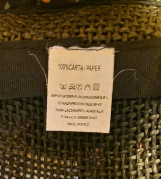 Cappello di paglia con foulard/telo