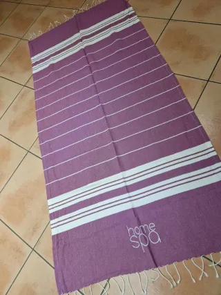 Cappello di paglia con foulard/telo