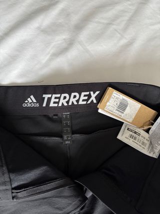 Pantalón ADIDAS TERREX mujer, talla M - A ESTRENAR