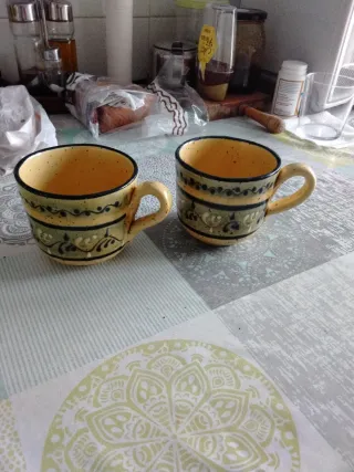 Juego de 2 tazas de cerámica hechas a mano