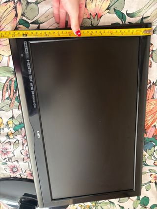 Televisor OKI pequeño